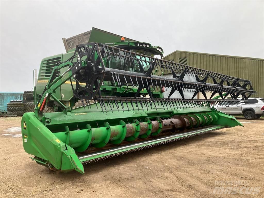 John Deere T670 HM Skurtreskere