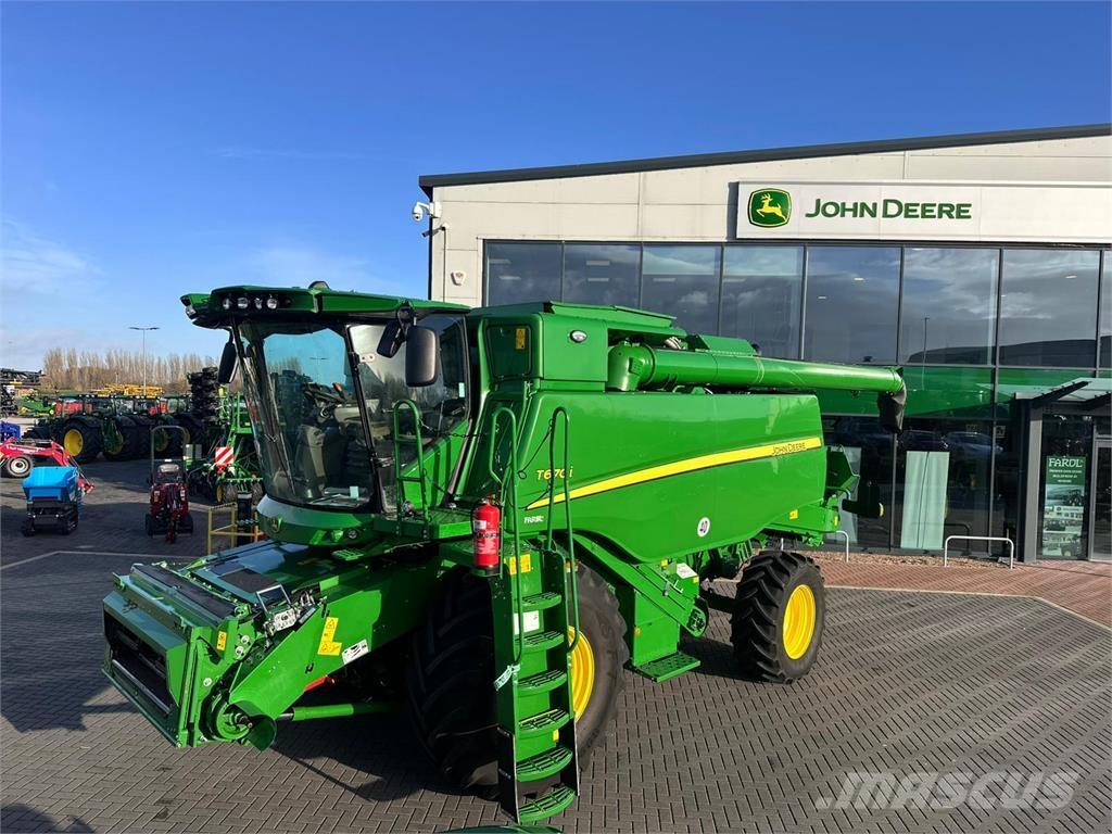 John Deere T670i Skurtreskere