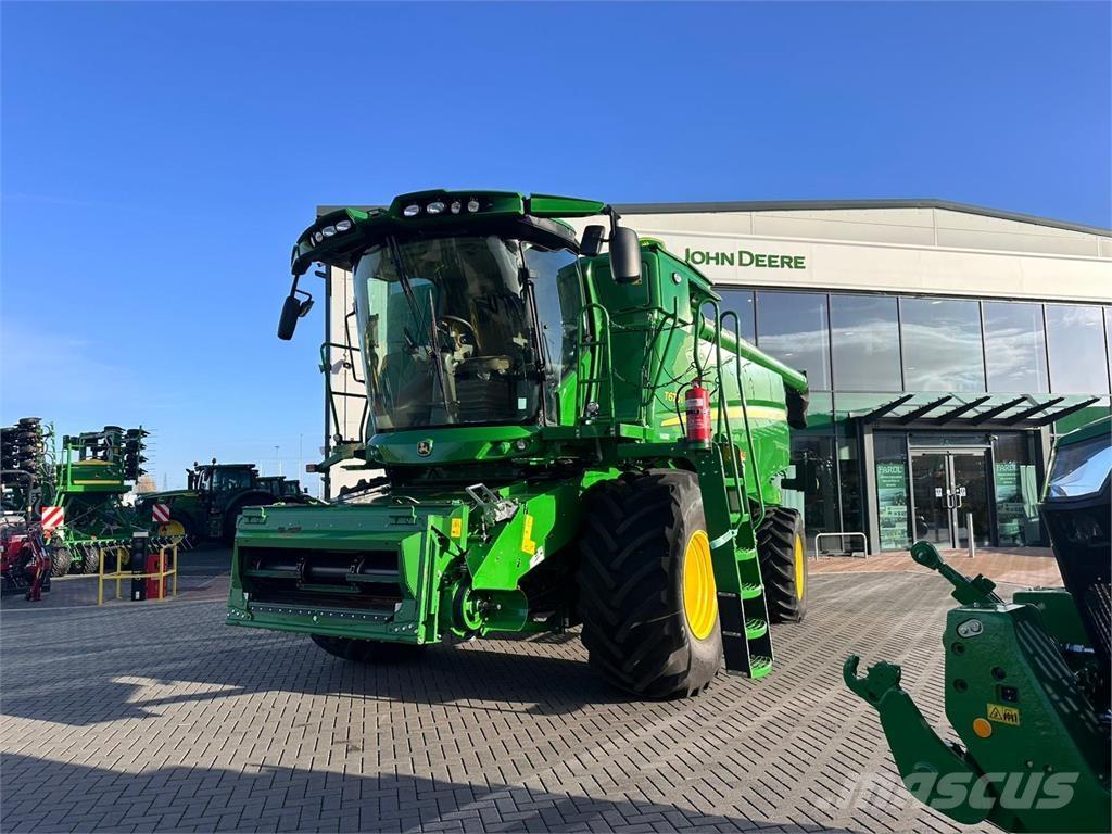John Deere T670i Skurtreskere