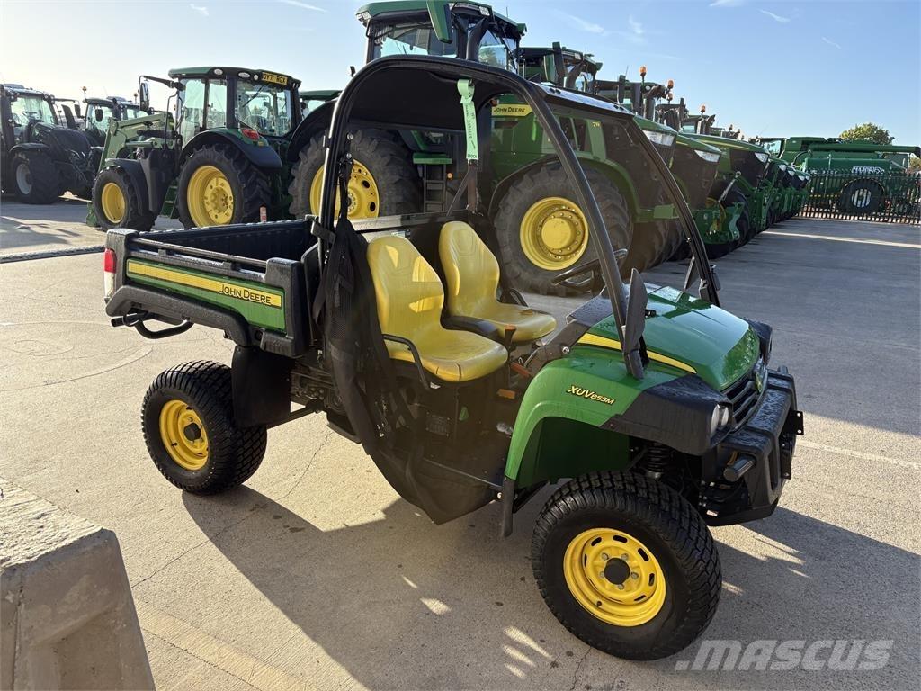 John Deere XUV855M Redskapsbærere