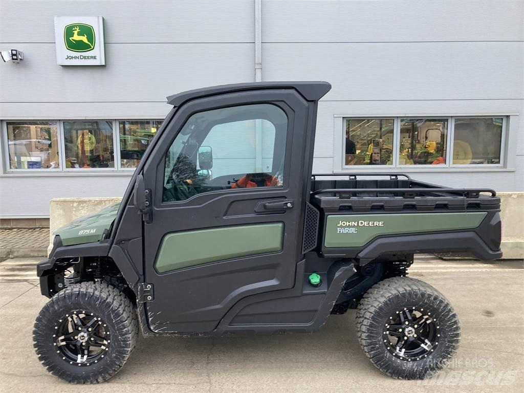 John Deere XUV875M Redskapsbærere