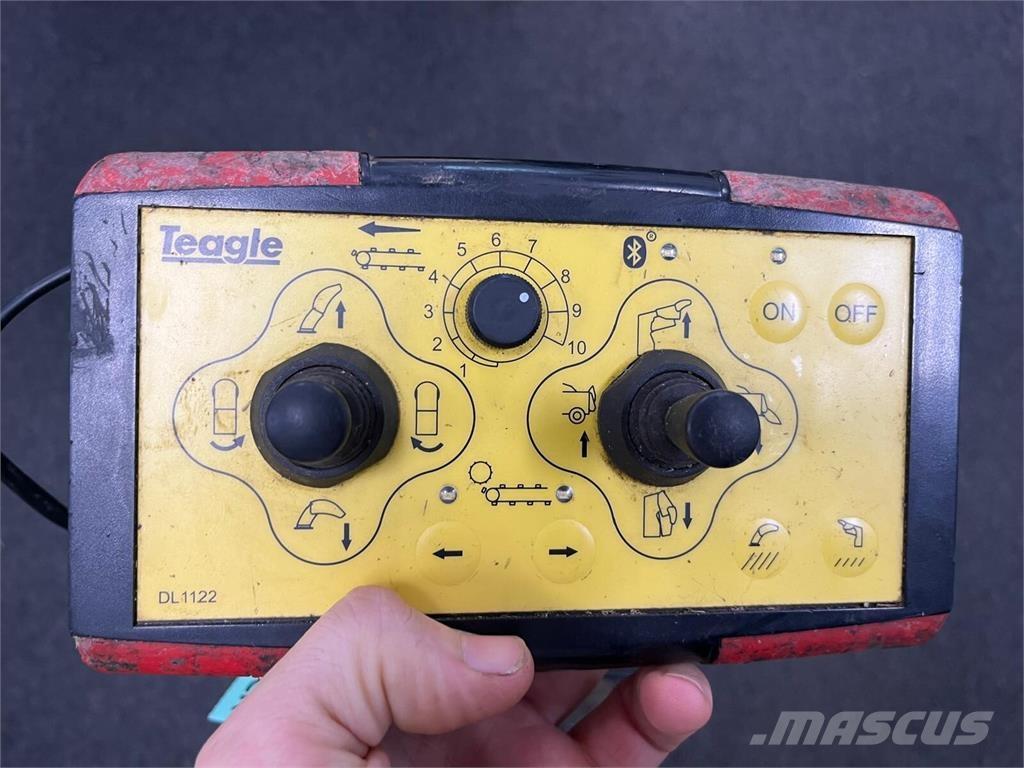 TEAGLE 8100 Gjødselspreder