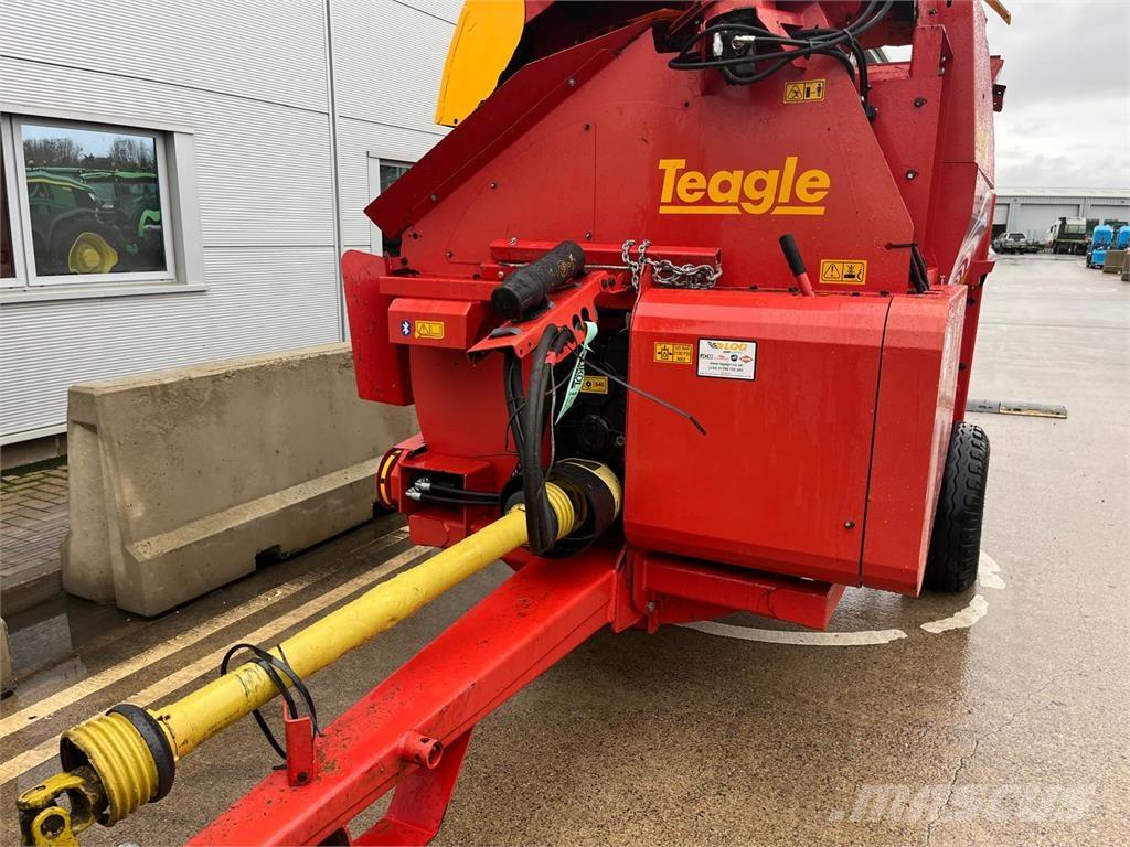 TEAGLE 8100 Gjødselspreder