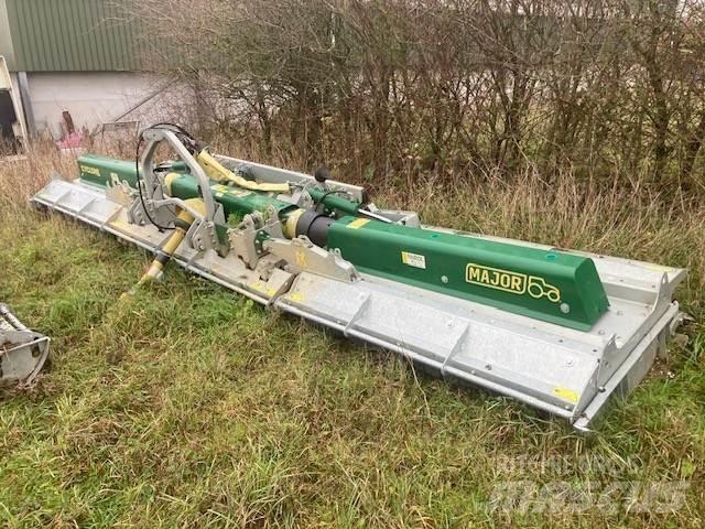 Weeks 5T tipping trailer Andre Landbrukshengere