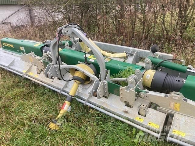 Weeks 5T tipping trailer Andre Landbrukshengere