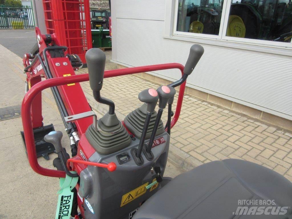 Yanmar SV08 Beltegraver