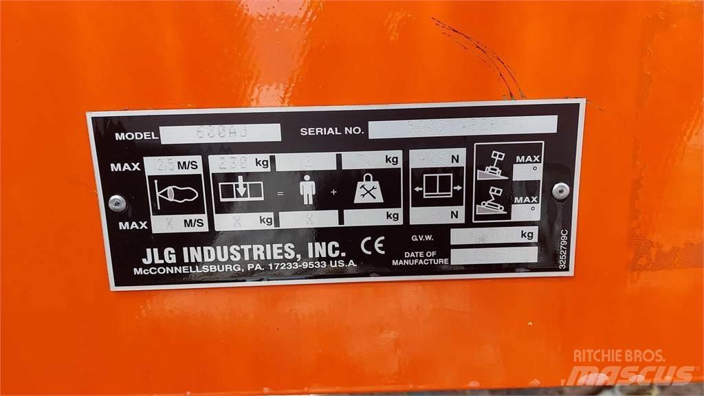 JLG 600AJ Leddede bomlifter