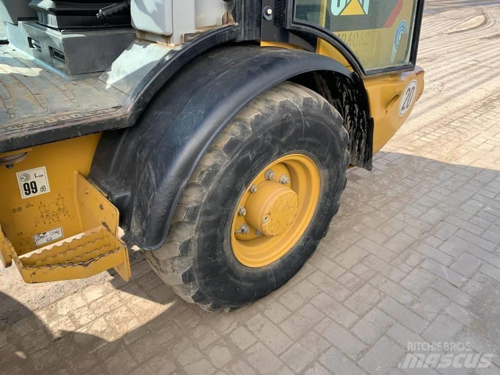 CAT 906 M Hjullastere