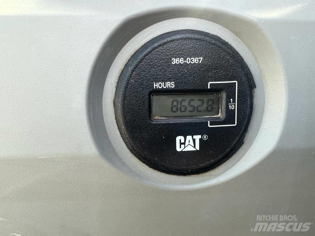 CAT 323 EL Beltegraver