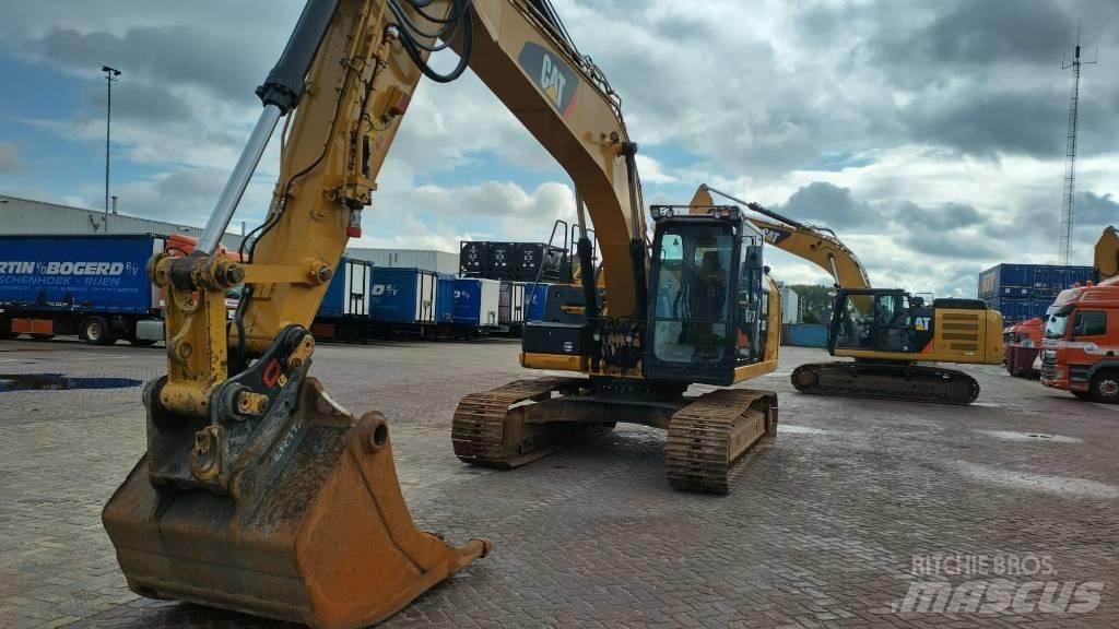 CAT 323 EL Beltegraver