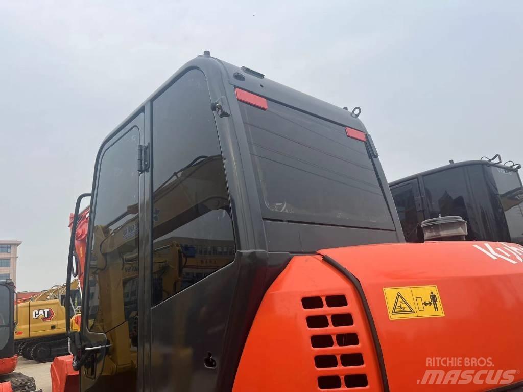 Kubota 183 Beltegraver