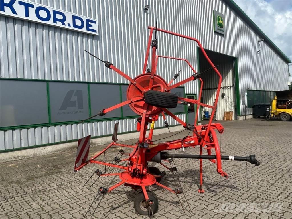 Kuhn GF 502 Raker og høyvendere