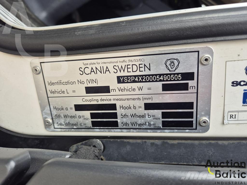 Scania P 450 Chassis