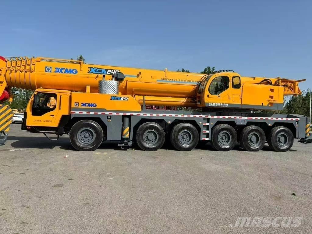 XCMG XCA240 Røff terreng kraner