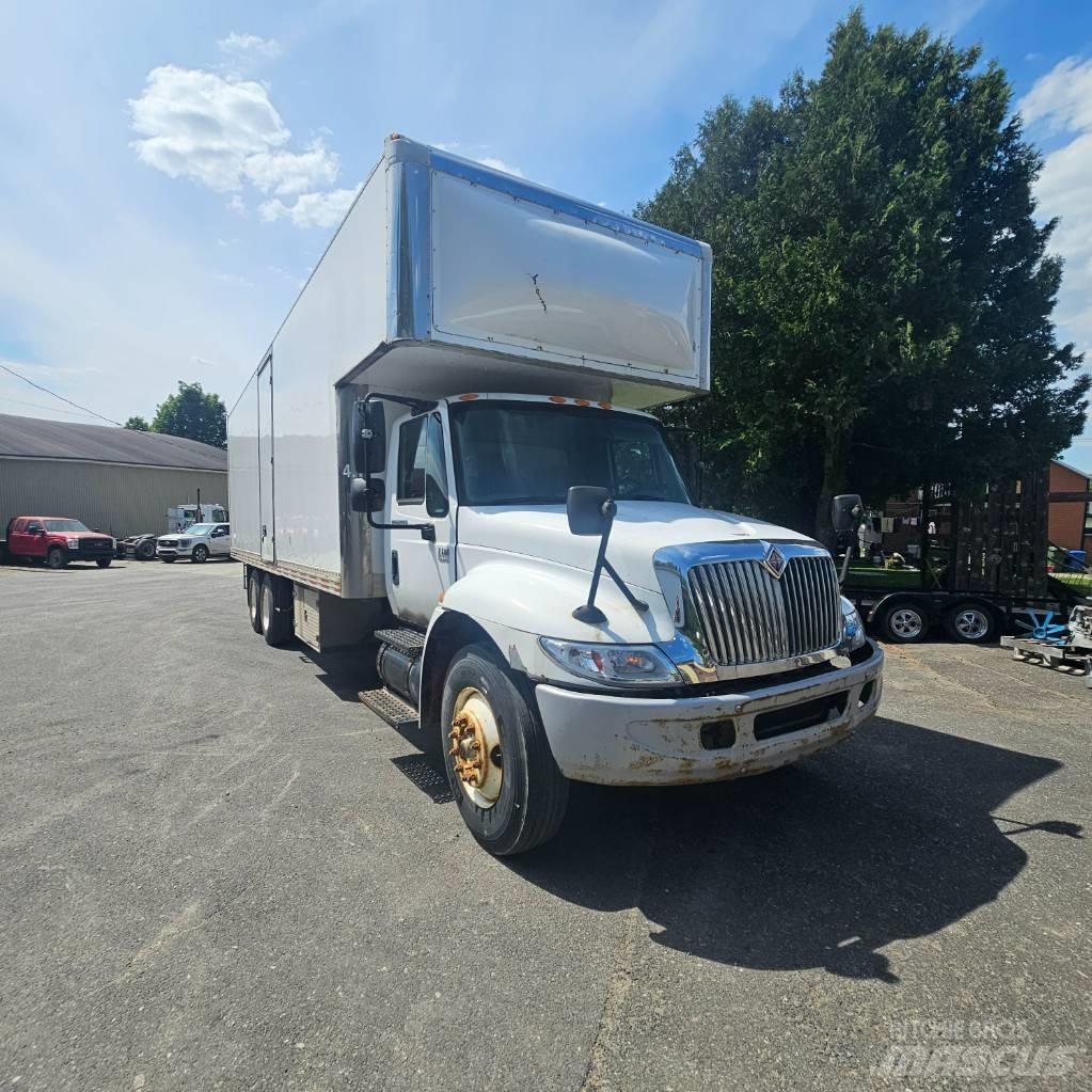 International 4400 Skapbiler