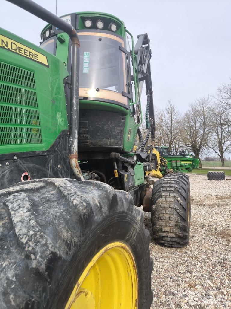 John Deere 1270G Hogstmaskiner