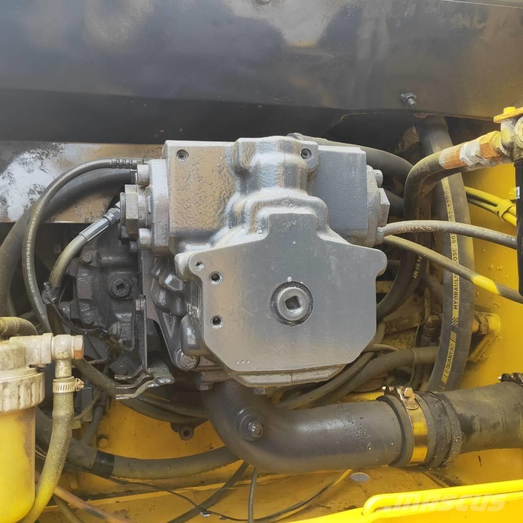 Komatsu PC200-7 Beltegraver
