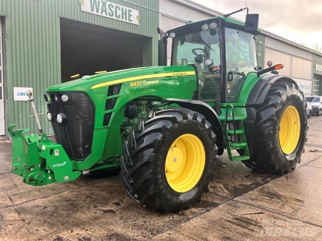 John Deere 8430 Traktorer
