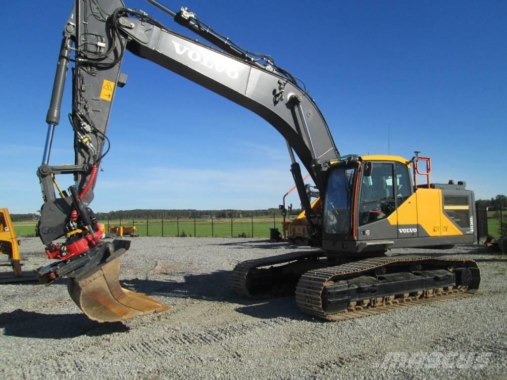 Volvo EC 300 EL Beltegraver