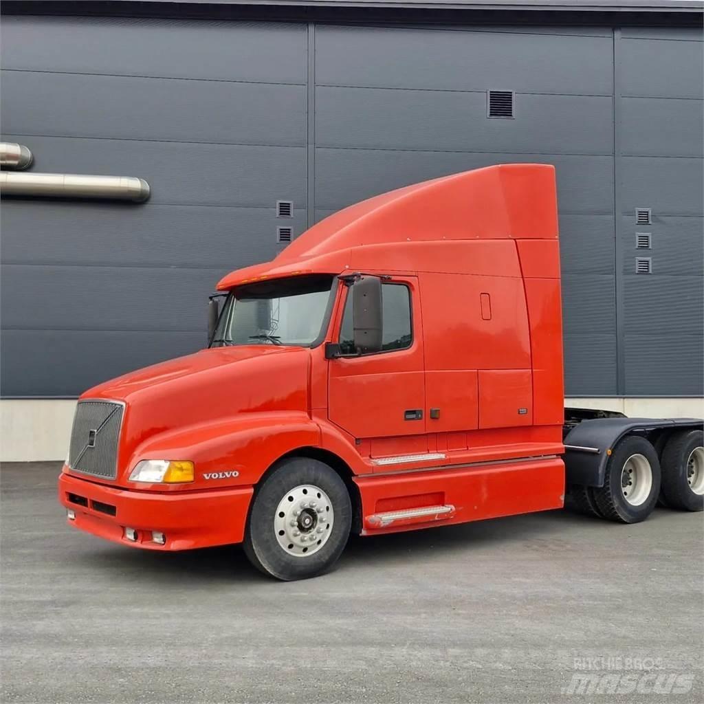 Volvo VNL-4 Trekkvogner