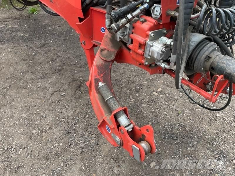 Kuhn GA13131 Svanser