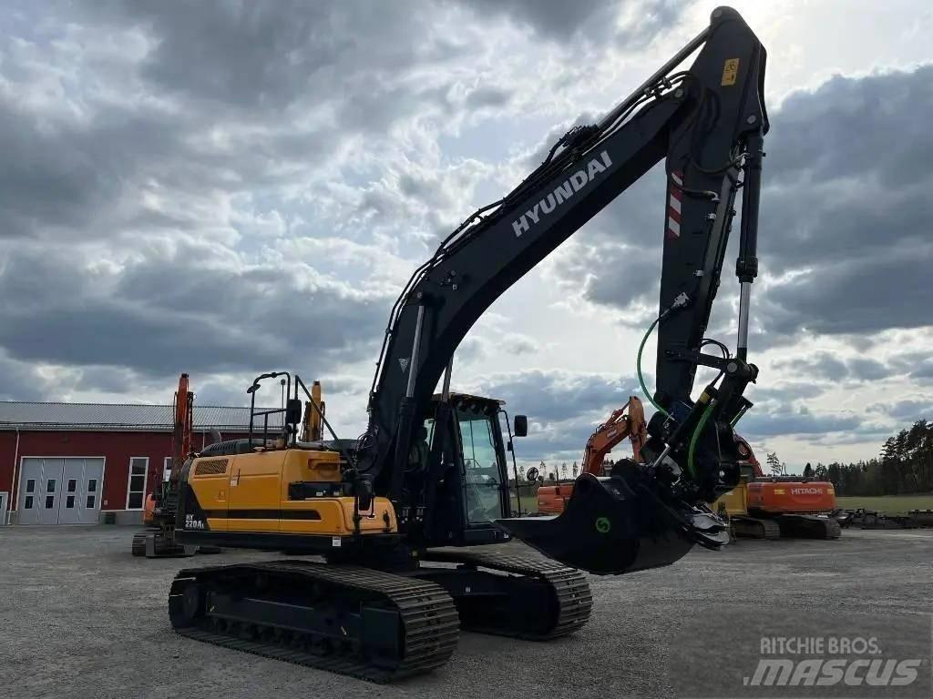 Hyundai HX 220 Beltegraver