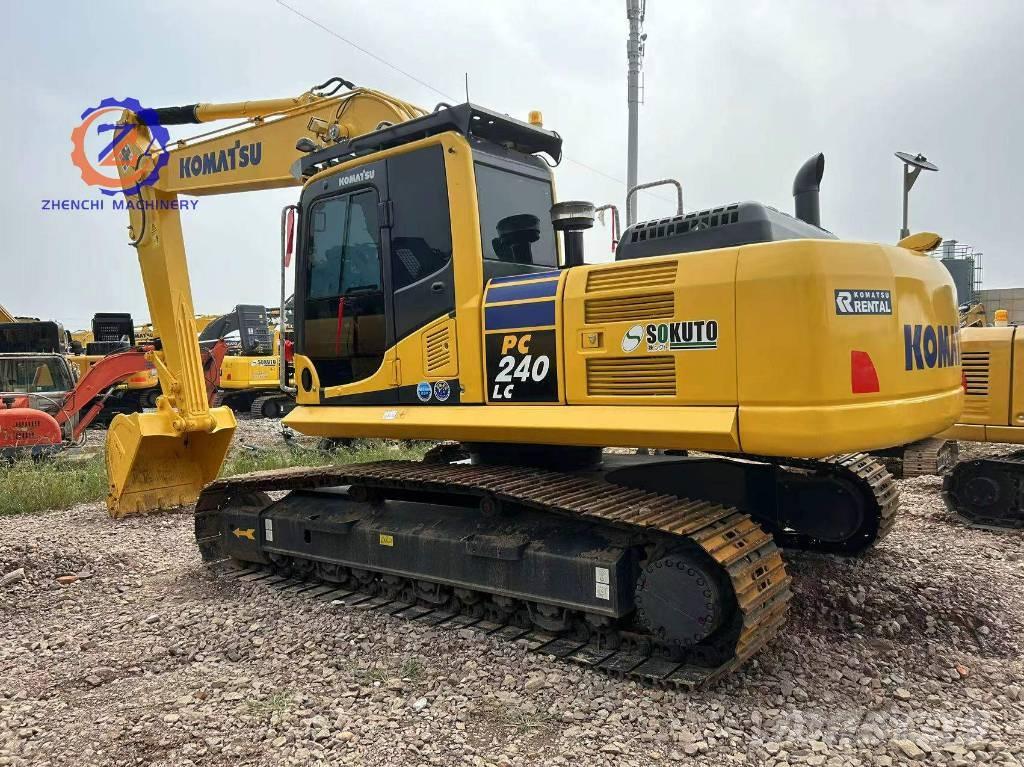 Komatsu PC 240-8 Beltegraver