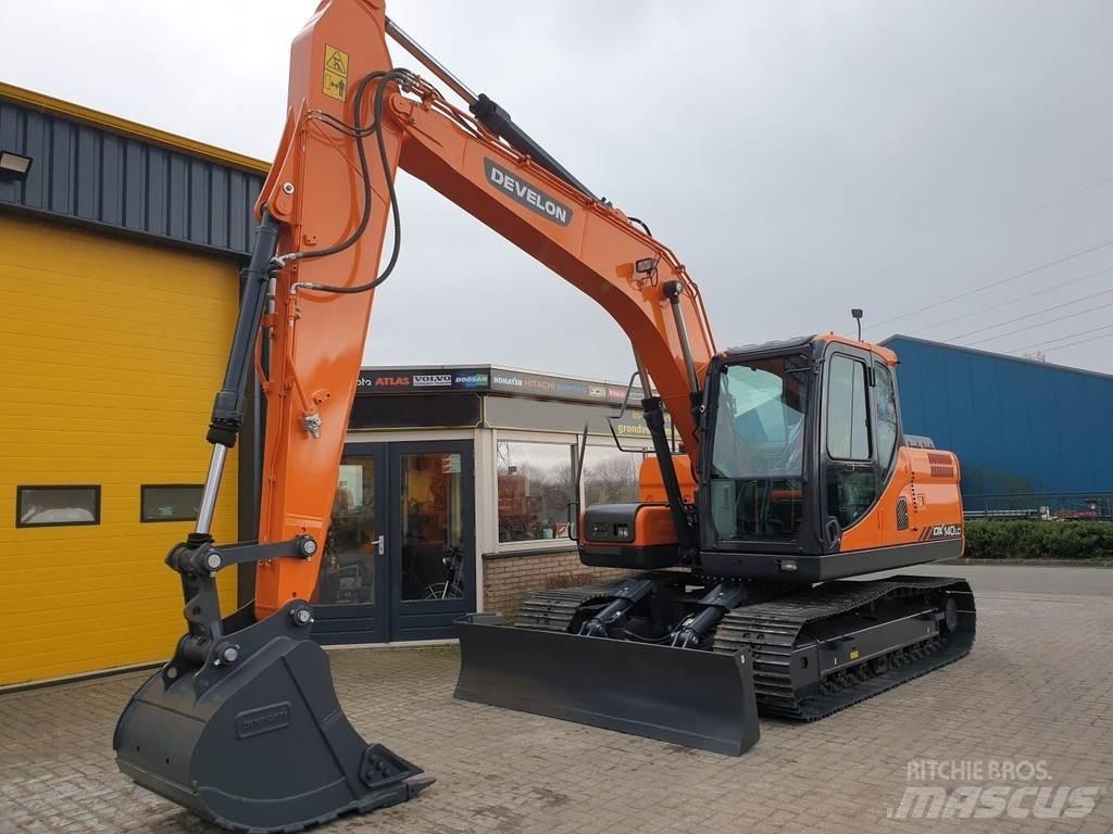 Develon DX140LC Beltegraver
