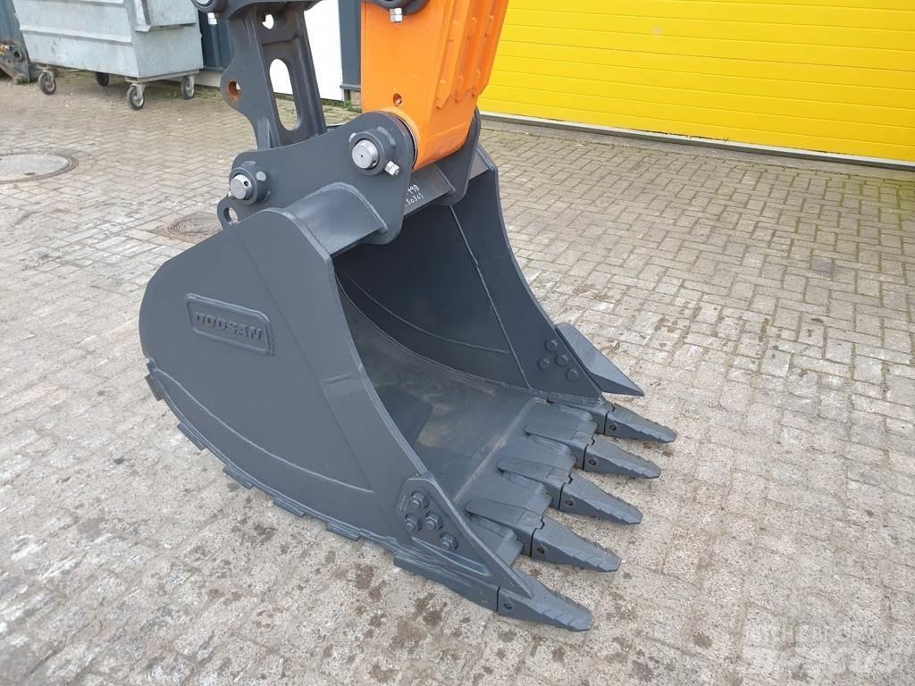 Develon DX140LC Beltegraver