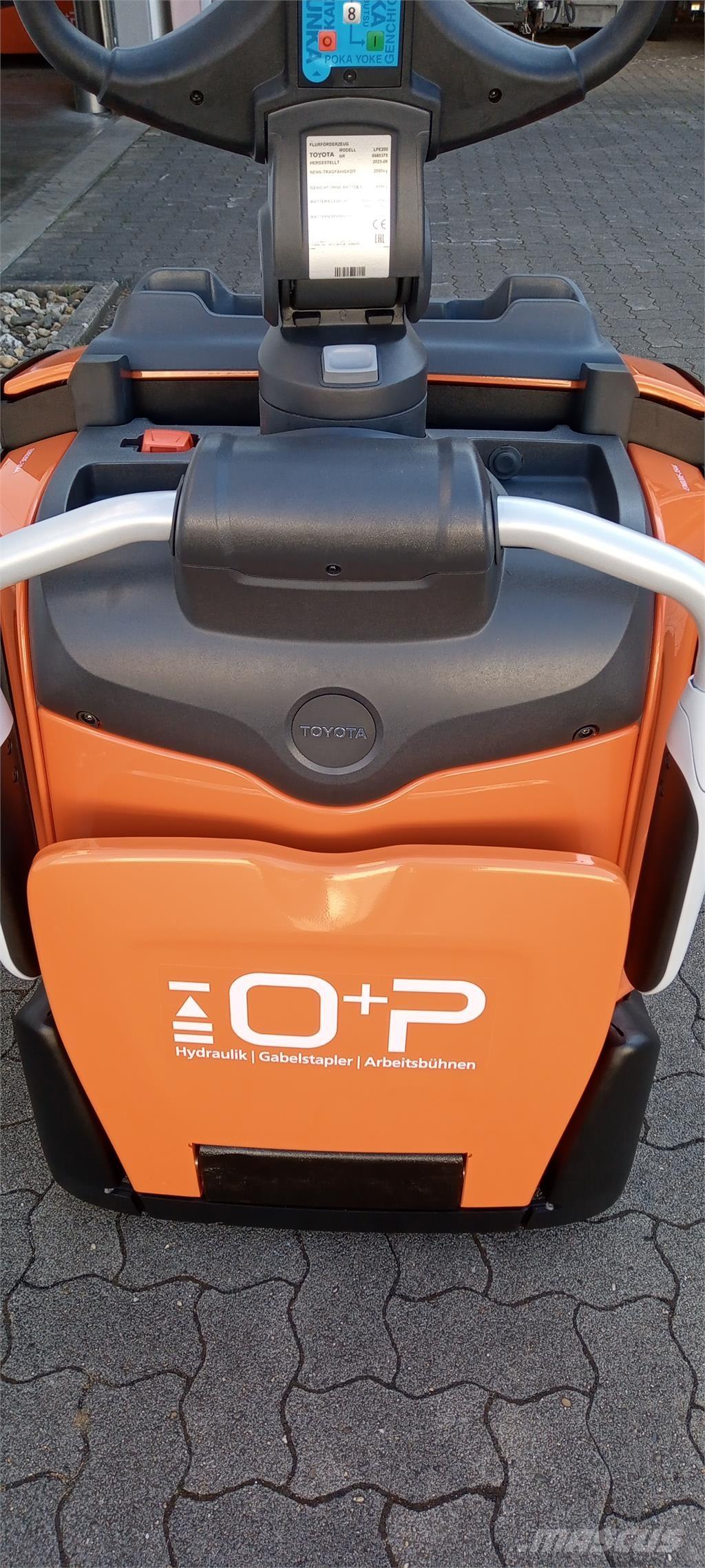 Toyota LPE200 Ledestablere