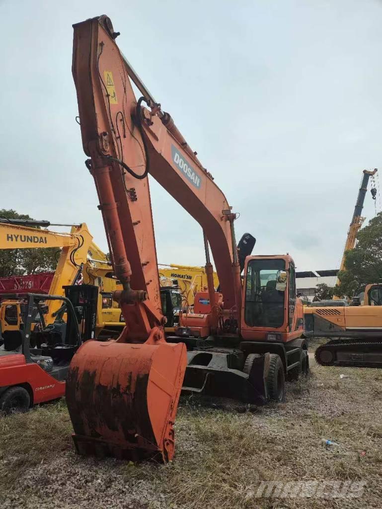 Doosan DH 210 W-7 Hjulgravere