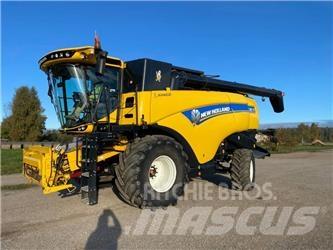 New Holland CX 8.70 Skurtreskere