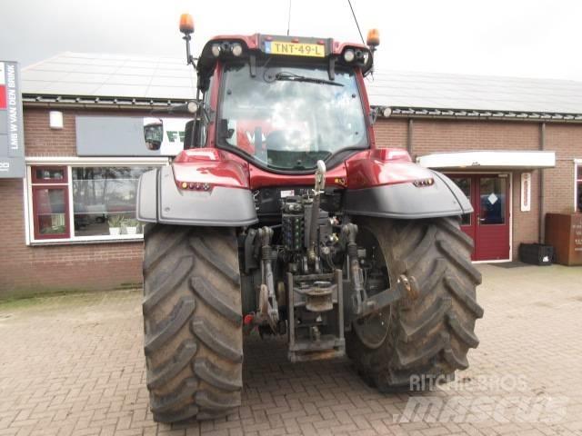 Valtra T174 VERSU Traktorer