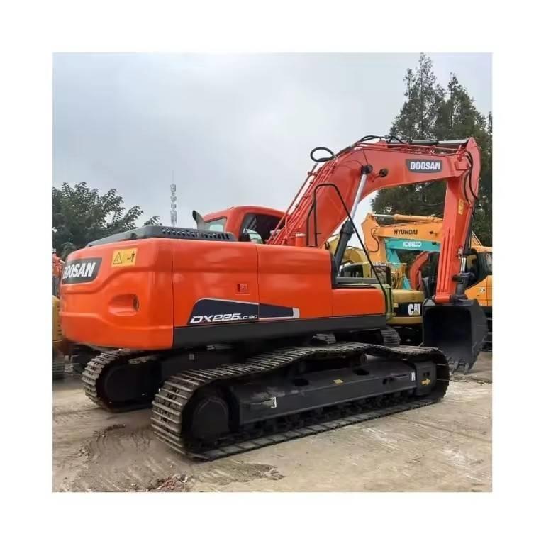 Doosan DX 225 LC-9C Beltegraver