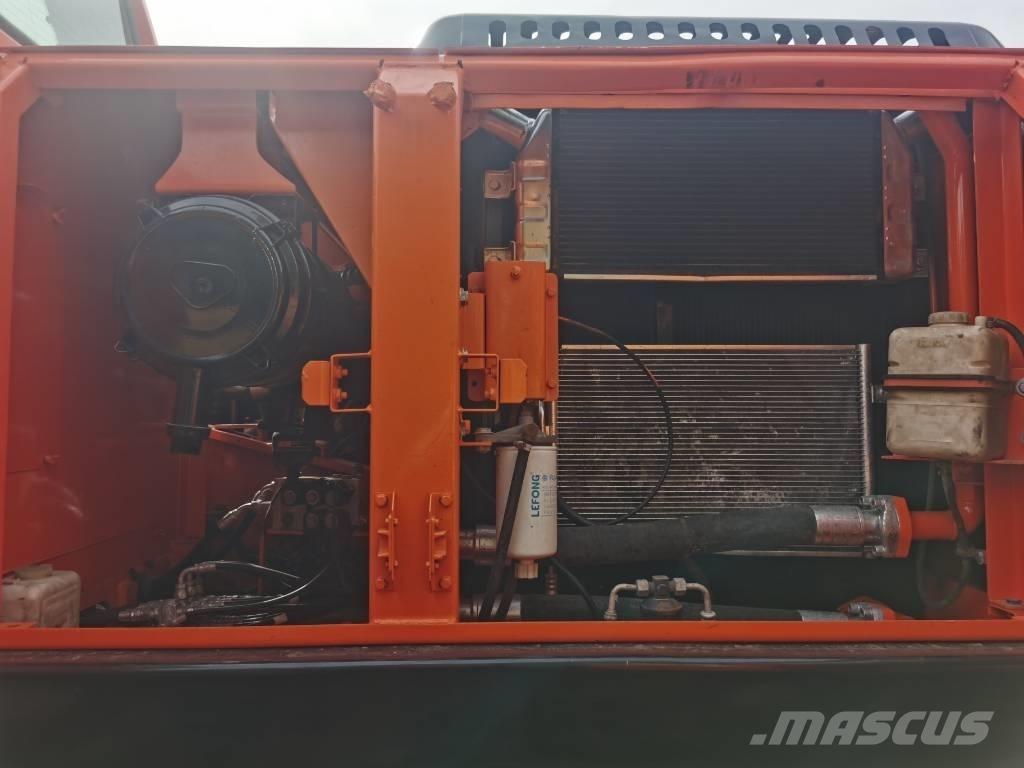 Doosan DX225LC-9C Beltegraver