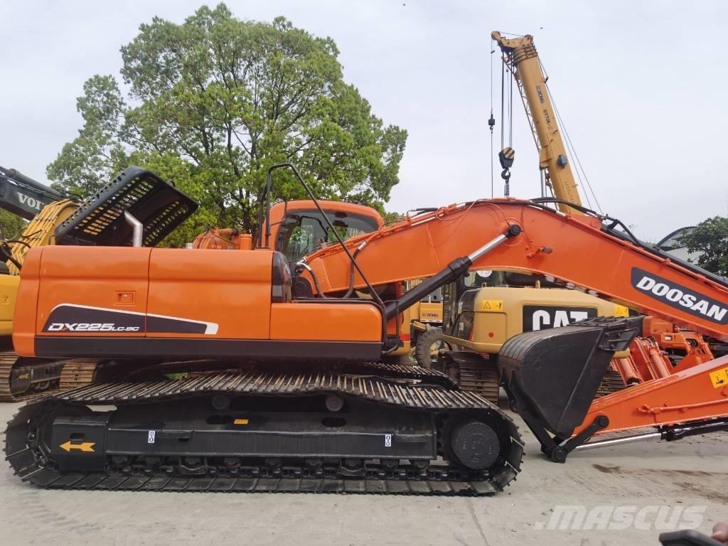 Doosan DX225LC-9C Beltegraver