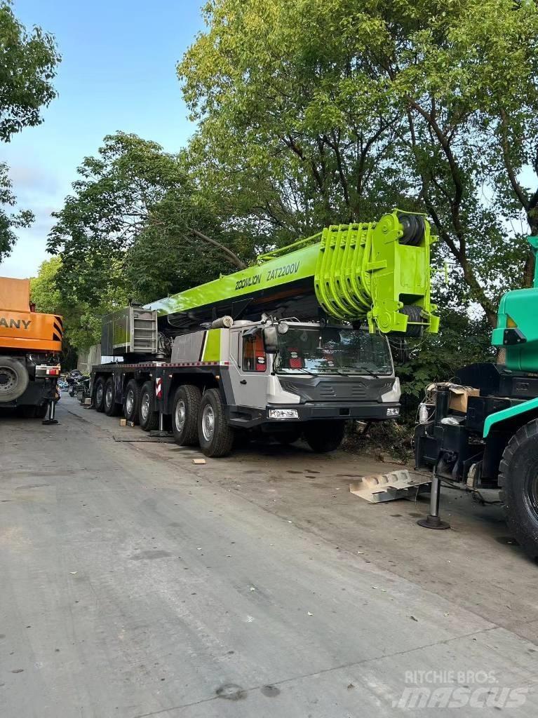 Zoomlion ZAT 2200 V Allterreng kraner