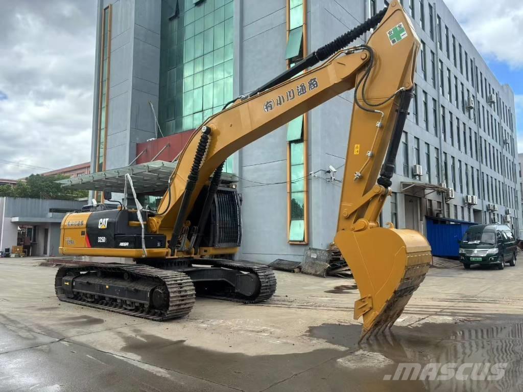 CAT 325 D Beltegraver