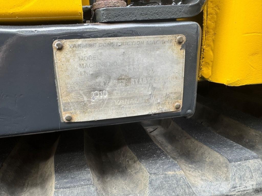 Yanmar C 30 R-2 Beltedumpere