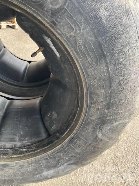 Nokian 600/55-26.5 Dekk, hjul og felger