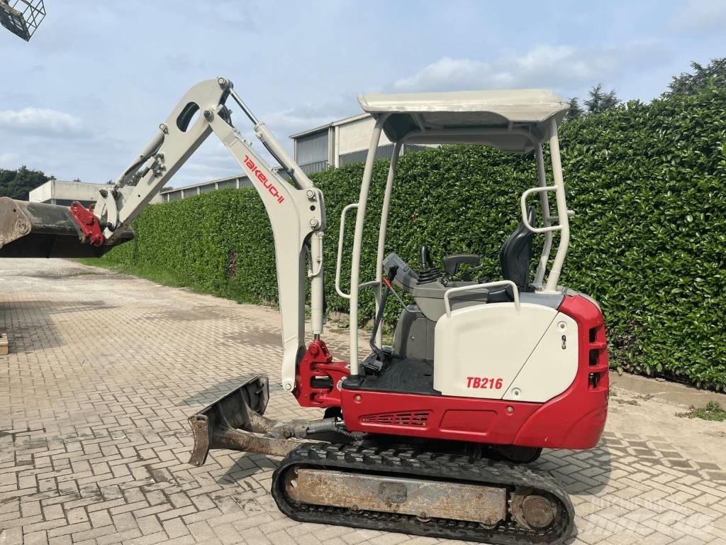 Takeuchi TB 216 Minigravere <7t
