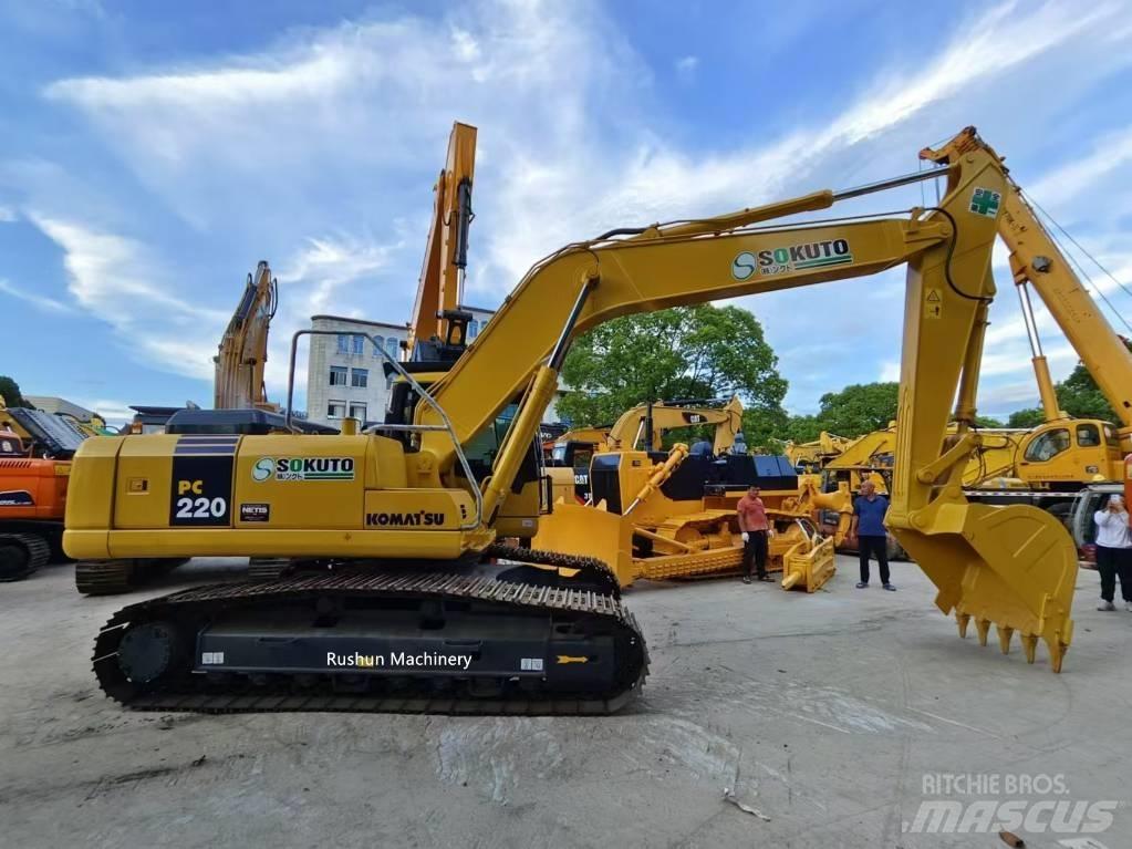 Komatsu PC 220-7 Beltegraver