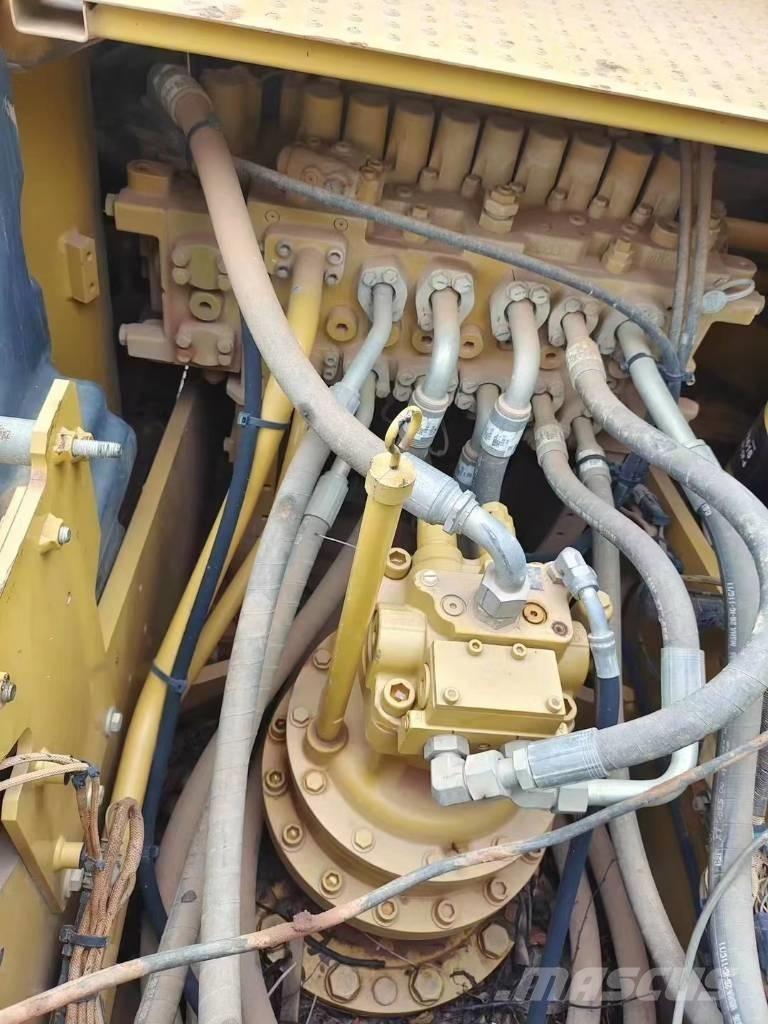 CAT 320 GC Beltegraver