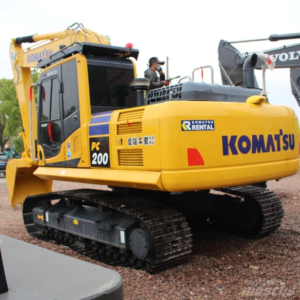 Komatsu PC 200-8 Beltegraver