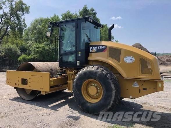 CAT CS 64 B Valsetog