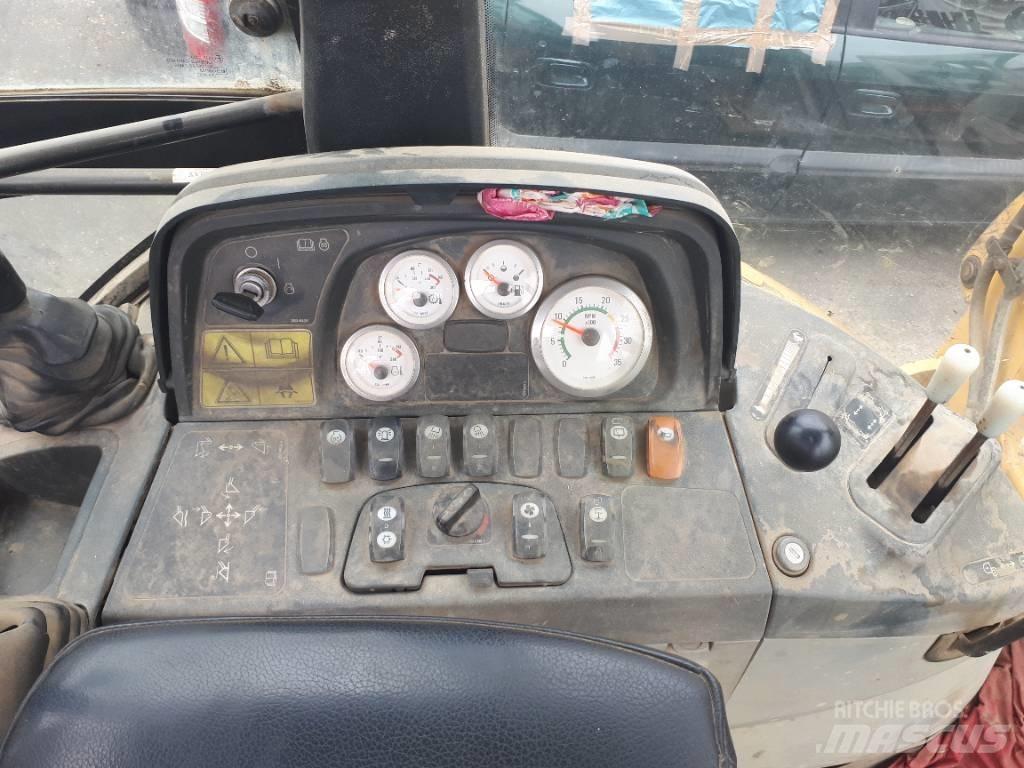 CAT 428 D Traktorgravere