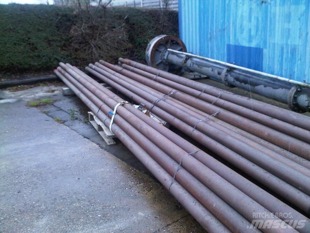  Drill pipes 32' X 4" Olje og gass boringsutstyr