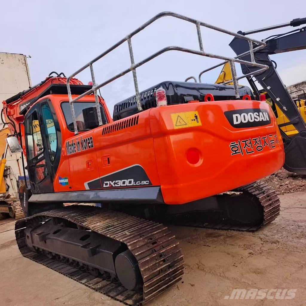 Doosan DX 300 LC Beltegraver