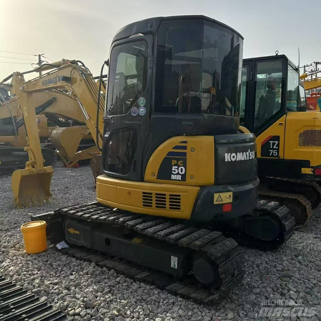 Komatsu 50-2 Beltegraver