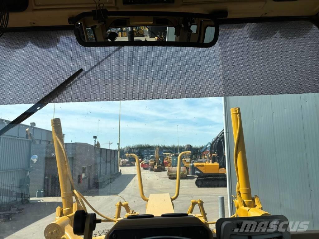 CAT 140H Veihøvler